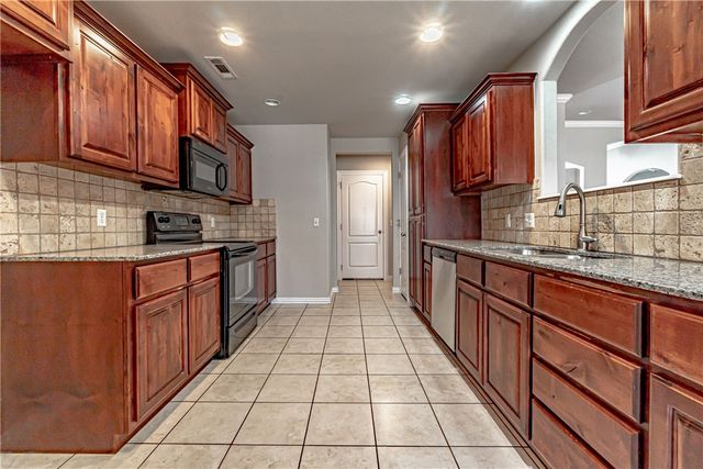 1161 Coventry Lane, Centerton, AR 72719