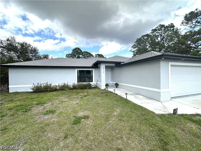 3710 38th ST SW, Lehigh Acres, FL 33976