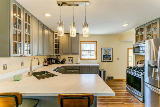 373 Locust Street S, Prescott, WI 54021