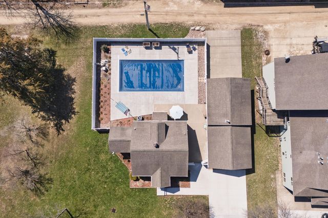 373 Locust Street S, Prescott, WI 54021