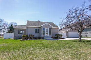 373 Locust Street S, Prescott, WI 54021