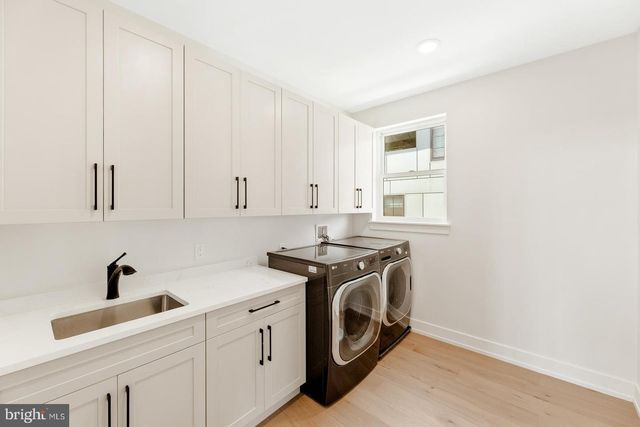9741 KREWSTOWN RD, Philadelphia, PA 19115