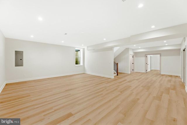 9741 KREWSTOWN RD, Philadelphia, PA 19115