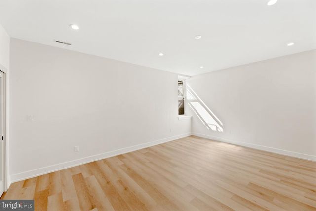 9741 KREWSTOWN RD, Philadelphia, PA 19115