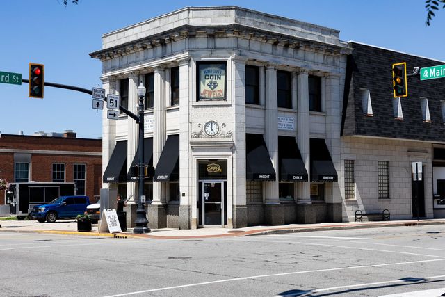 101 N Michigan Avenue, Hobart, IN 46342