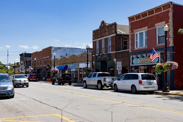 101 N Michigan Avenue, Hobart, IN 46342