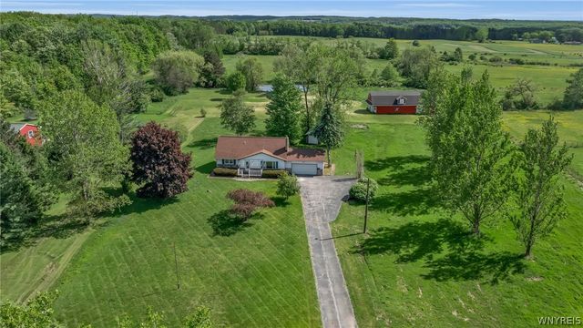 302 Getman Road, Bennington, NY 14004