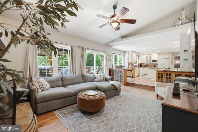 13986 DANCING TWIG DR, Gainesville, VA 20155