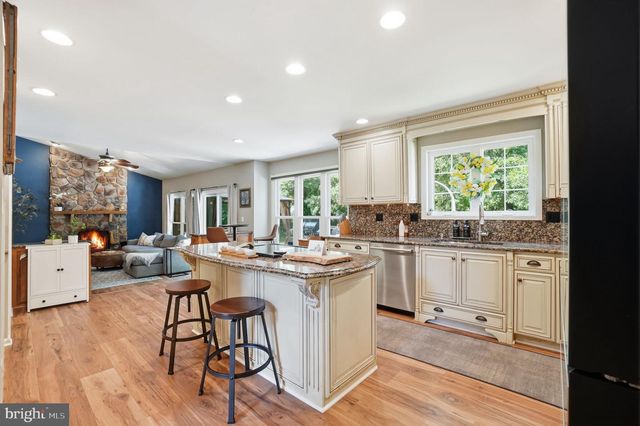 13986 DANCING TWIG DR, Gainesville, VA 20155