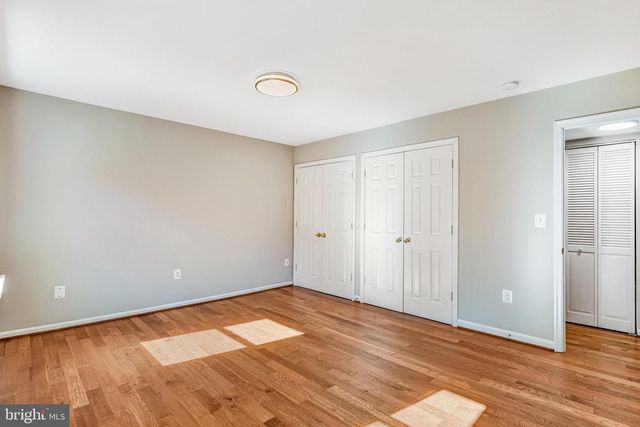 9720 FIVE OAKS RD, Fairfax, VA 22031