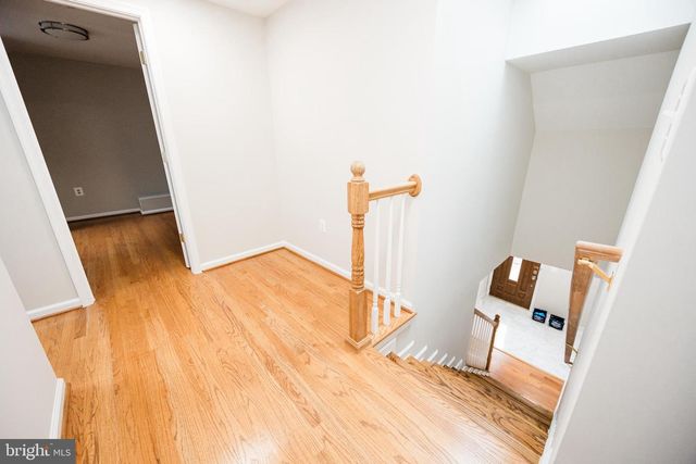 9720 FIVE OAKS RD, Fairfax, VA 22031