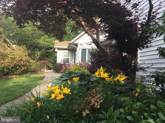 9720 FIVE OAKS RD, Fairfax, VA 22031