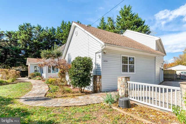 9720 FIVE OAKS RD, Fairfax, VA 22031