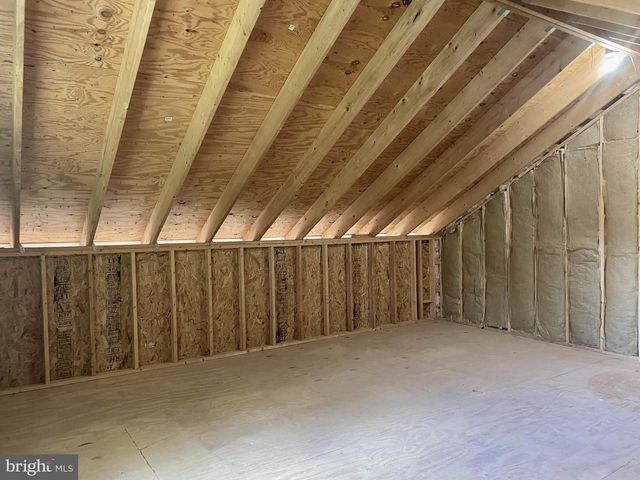 9720 FIVE OAKS RD, Fairfax, VA 22031