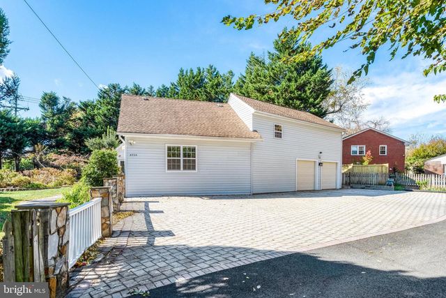 9720 FIVE OAKS RD, Fairfax, VA 22031