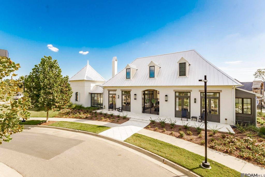 1725 Rue De Grand, Baton Rouge, LA 70808