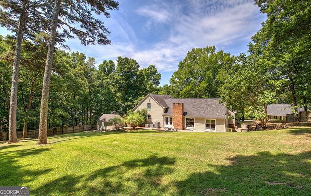 224 Shadowood Drive SE, Calhoun, GA 30701