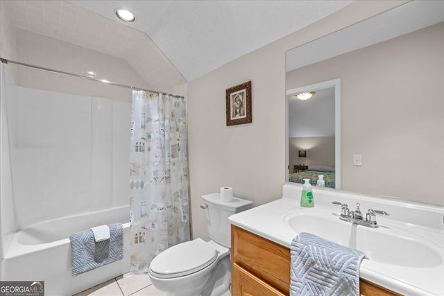 224 Shadowood Drive SE, Calhoun, GA 30701