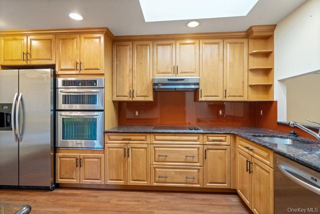 118 Estate Drive, Jericho, NY 11753