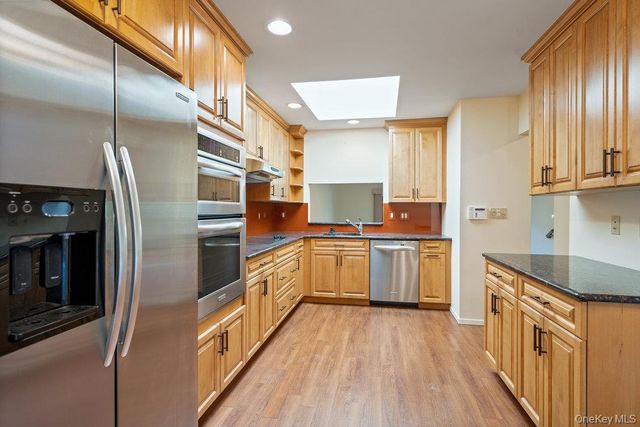 118 Estate Drive, Jericho, NY 11753