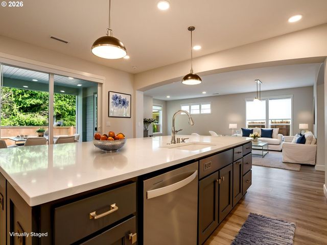 8208 Ne 168th Ave, Vancouver, WA 98682