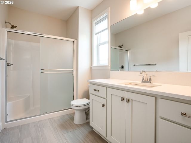 8208 Ne 168th Ave, Vancouver, WA 98682