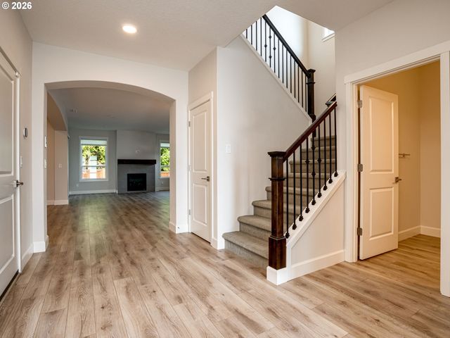 8208 Ne 168th Ave, Vancouver, WA 98682
