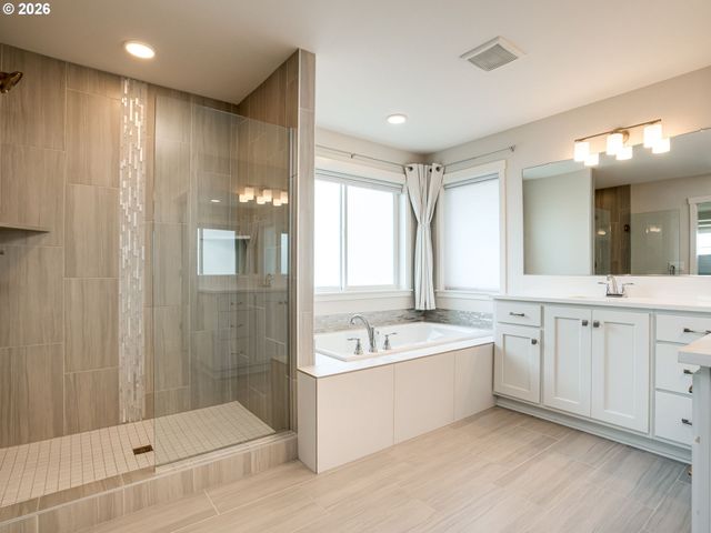 8208 Ne 168th Ave, Vancouver, WA 98682