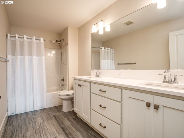 8208 Ne 168th Ave, Vancouver, WA 98682