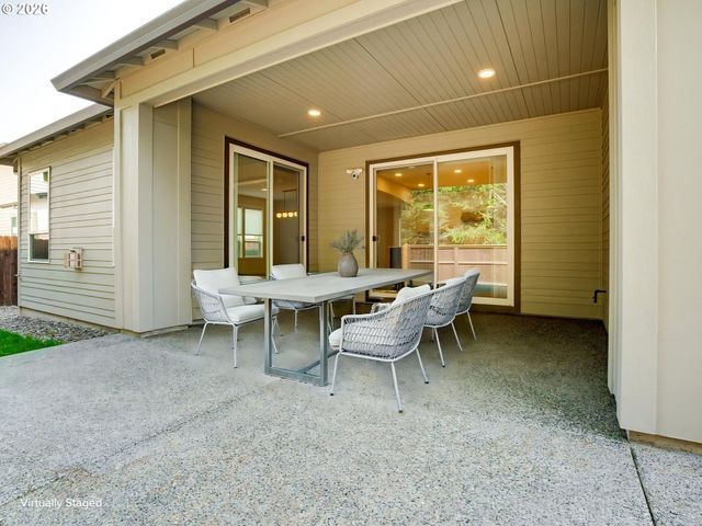 8208 Ne 168th Ave, Vancouver, WA 98682