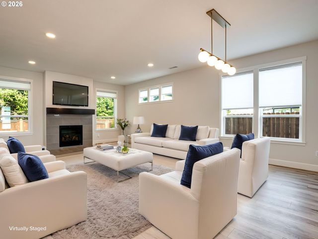 8208 Ne 168th Ave, Vancouver, WA 98682