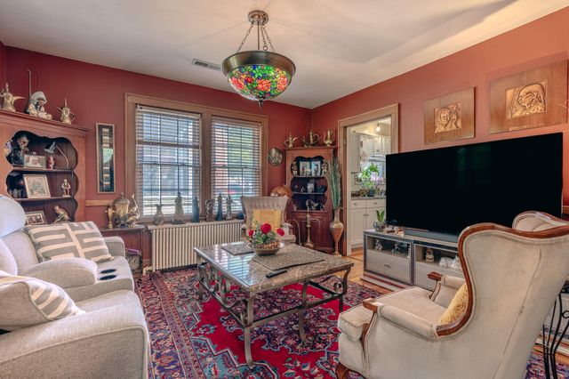 1928 Warrington RD, Roanoke, VA 24015