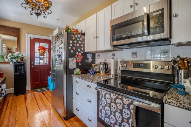 1928 Warrington RD, Roanoke, VA 24015