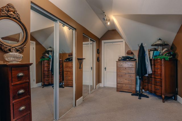 1928 Warrington RD, Roanoke, VA 24015