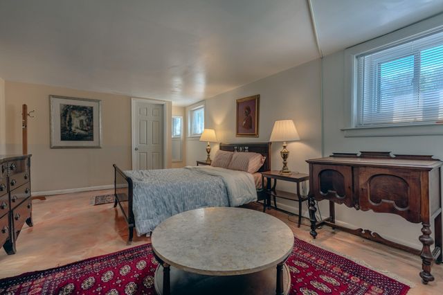1928 Warrington RD, Roanoke, VA 24015