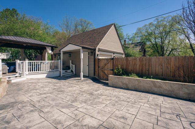 1928 Warrington RD, Roanoke, VA 24015