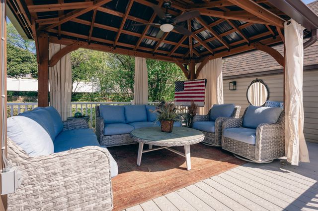 1928 Warrington RD, Roanoke, VA 24015