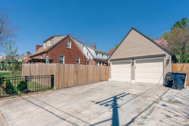 1928 Warrington RD, Roanoke, VA 24015