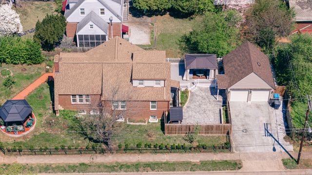 1928 Warrington RD, Roanoke, VA 24015
