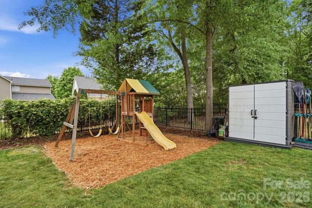 12320 Chesley Drive, Charlotte, NC 28277