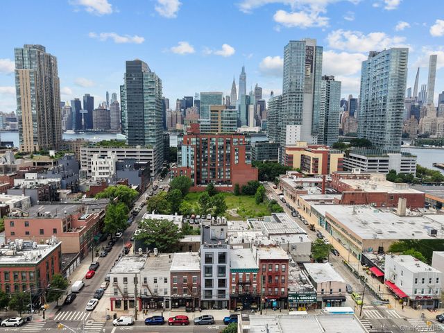 46-40 Vernon Boulevard 3B, Long Island City, NY 11101