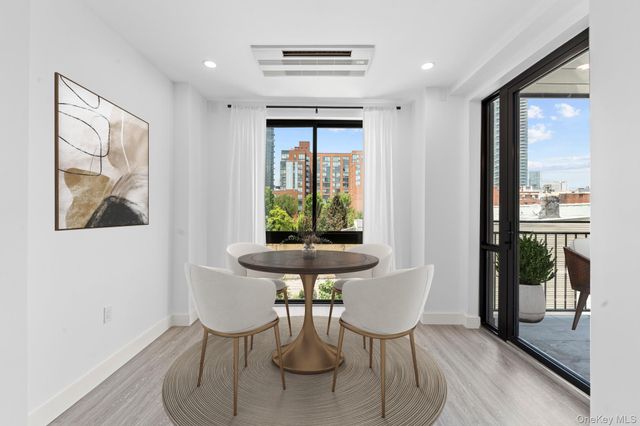 46-40 Vernon Boulevard 3B, Long Island City, NY 11101