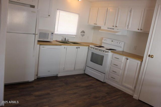 9501 E Broadway Road 115, Mesa, AZ 85208