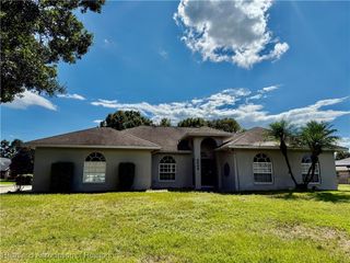 4403 Pitching Wedge Way, Sebring, FL 33872