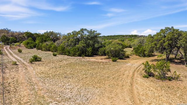 11387 FM 32, Fischer, TX 78623
