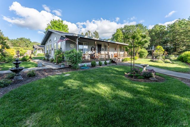 1991 Fern Canyon Rd, Ukiah, CA 95482