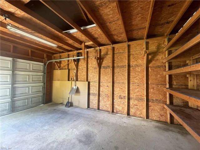 6 Julia TER, Newport News, VA 23608