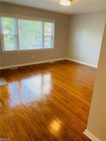 6 Julia TER, Newport News, VA 23608