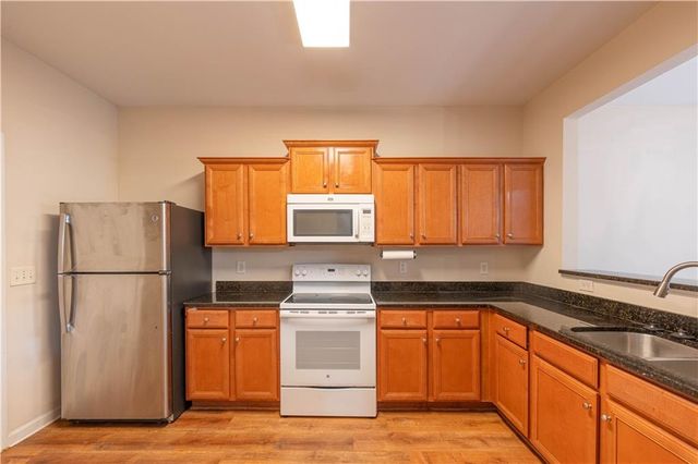 3800 Thayer Trace, Duluth, GA 30096