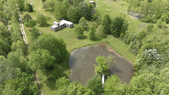 7767 Warren Woods Road, Chikaming Twp, MI 49128